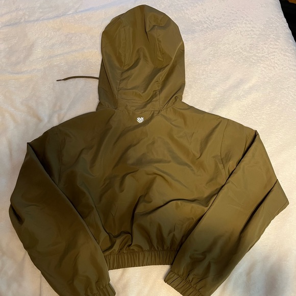 Green jacket from forever 21, size medium - Picture 2 of 4